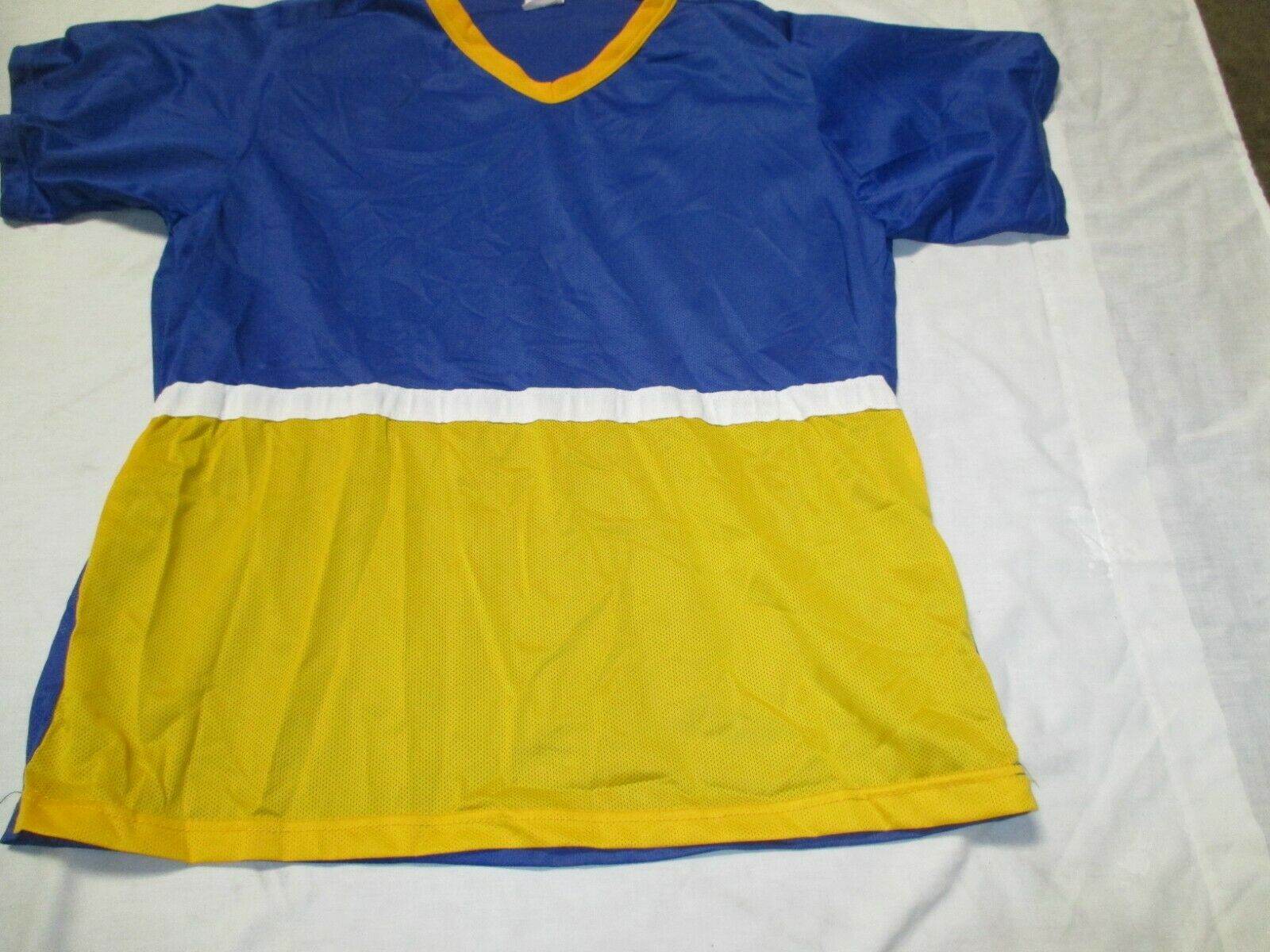 WILSON BASKETBALL ROYAL/WHITE/GOLD SHOOTER  JERSEYS - VARIOUS SIZES