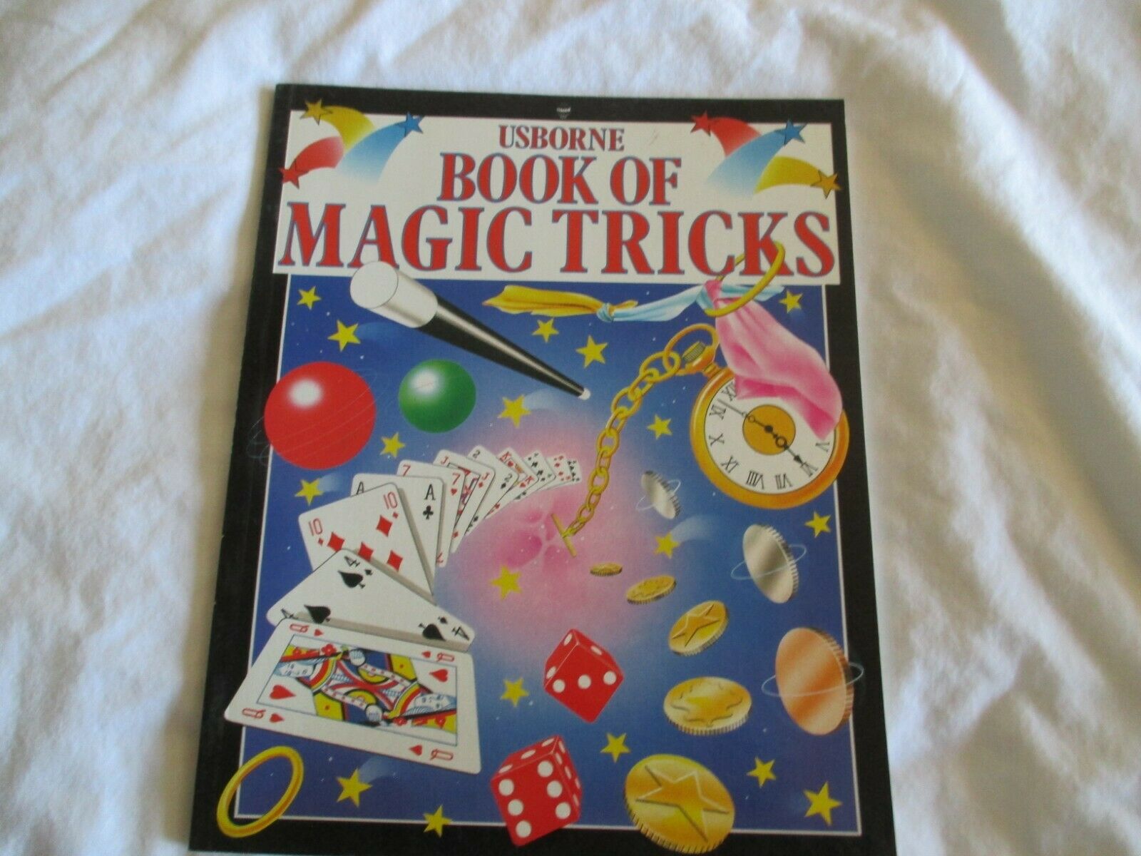 USBORNE BOOK OF MAGIC TRICKS PAPERBACK