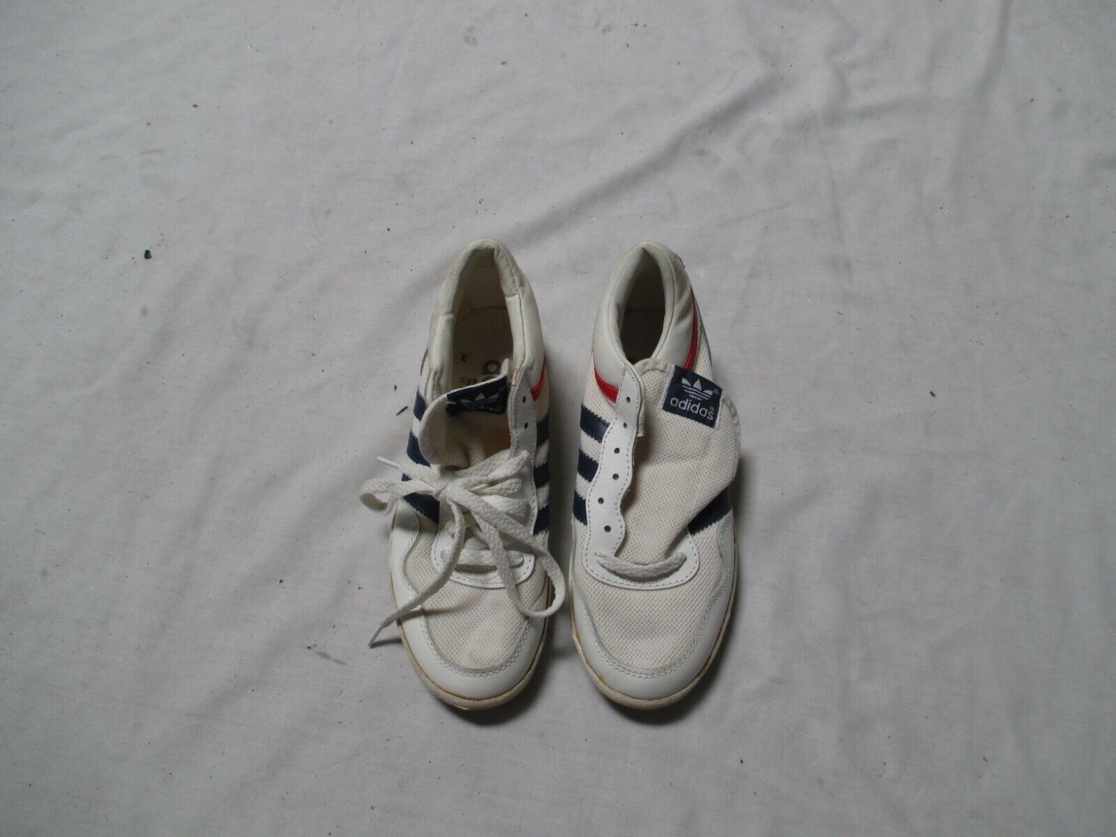 ADIDAS YOUTH  RED/WHITE/BLUE TENNIS SHOE SIZE 3