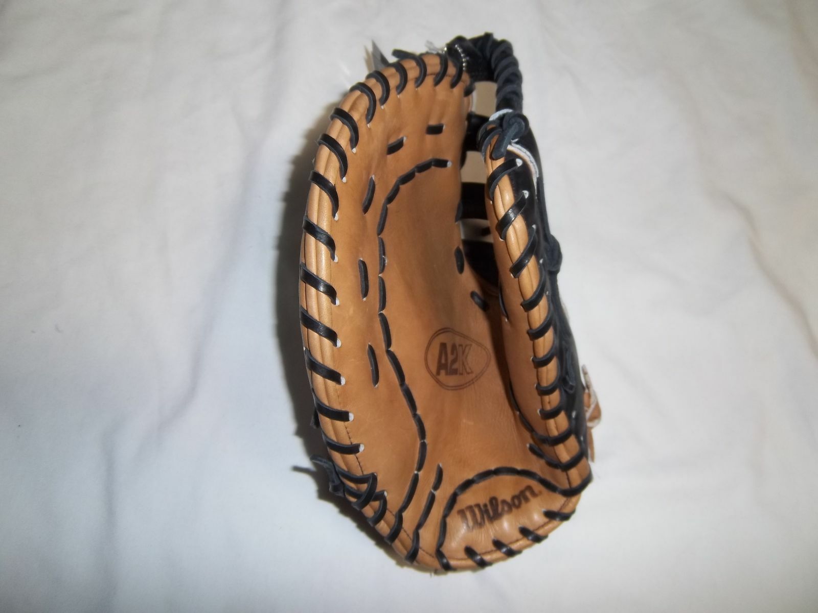 WILSON A2K 2802  TAN/BLACK FIRST BASE MITT 12'