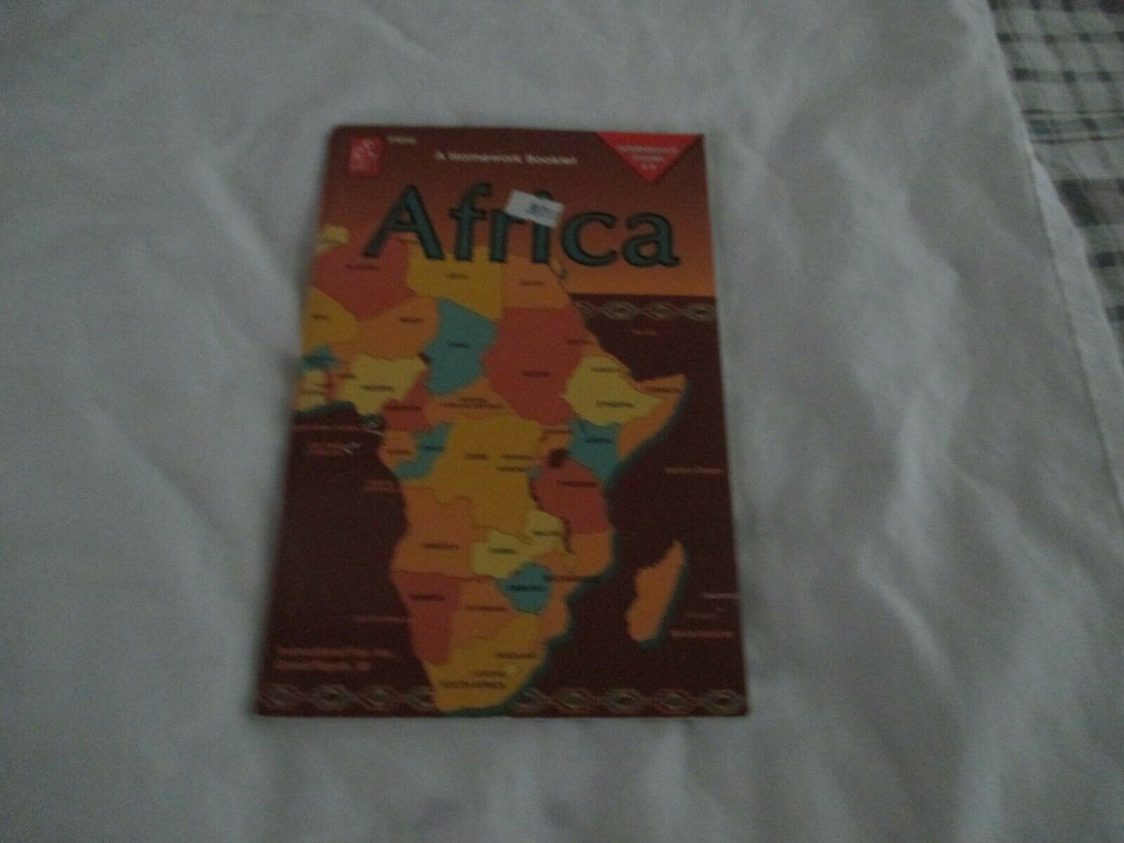 IF 0245 AFRICA A HOMEWORK BOOKLET GRADES 4-6