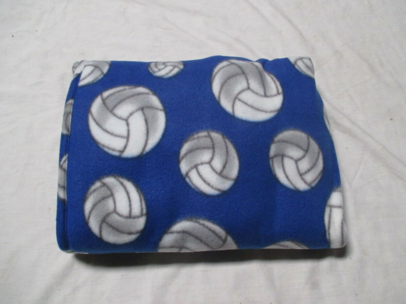 FLEXER VOLLEYBALL  POCKET-PILLOW (ROYAL BLUE WITH VOLLEYBALL)