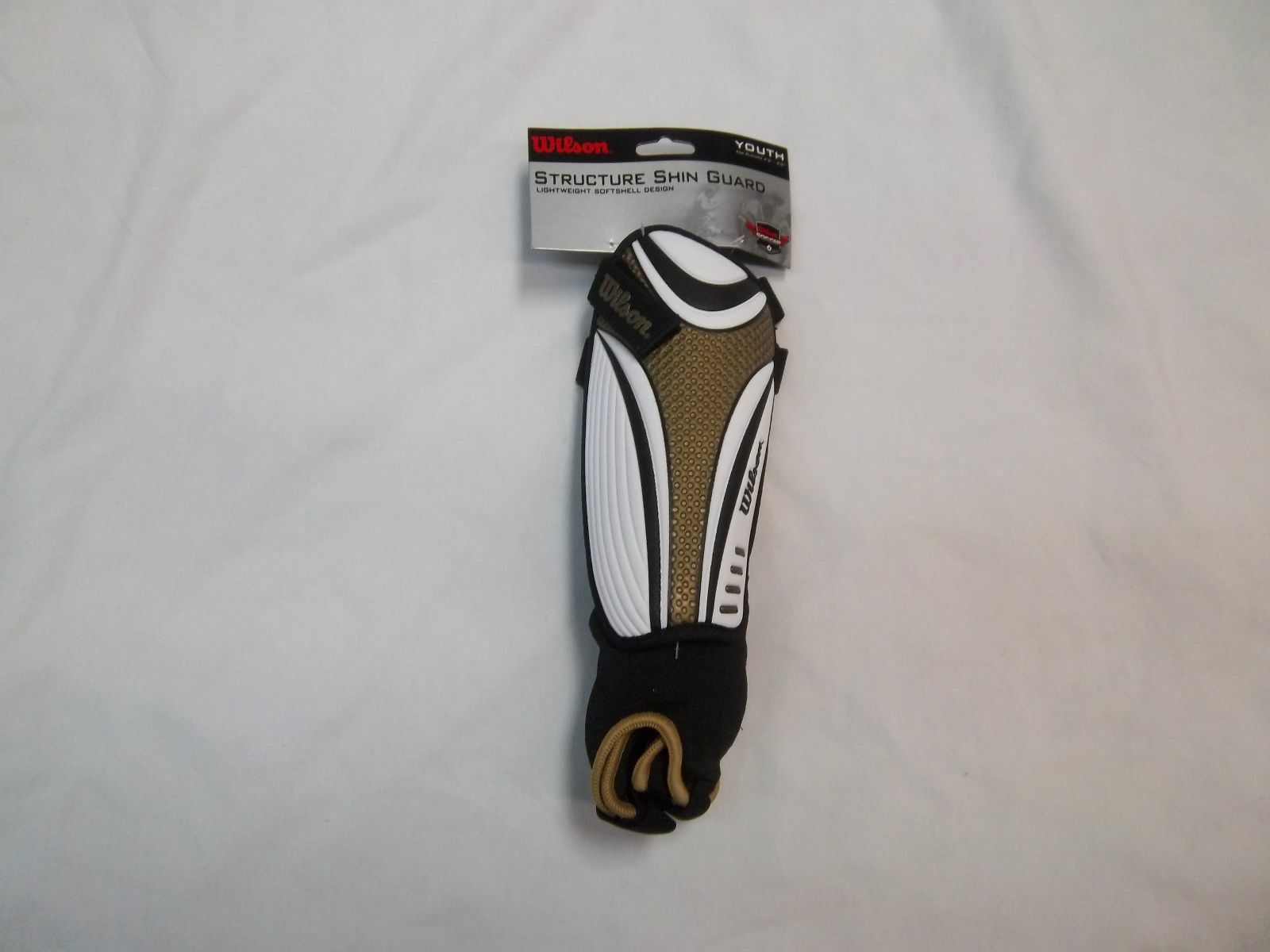 WILSON H5415 YOUTH STRUCTURE SOCCER SHIN GUARDS