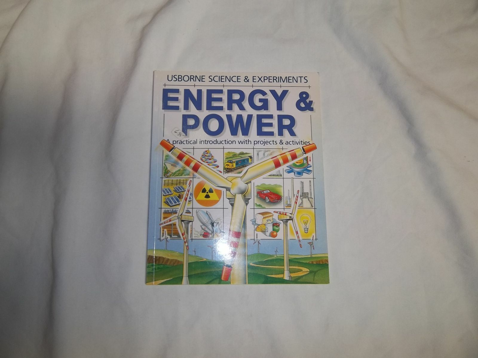 ENERGY AND POWER (PAPER BACK)