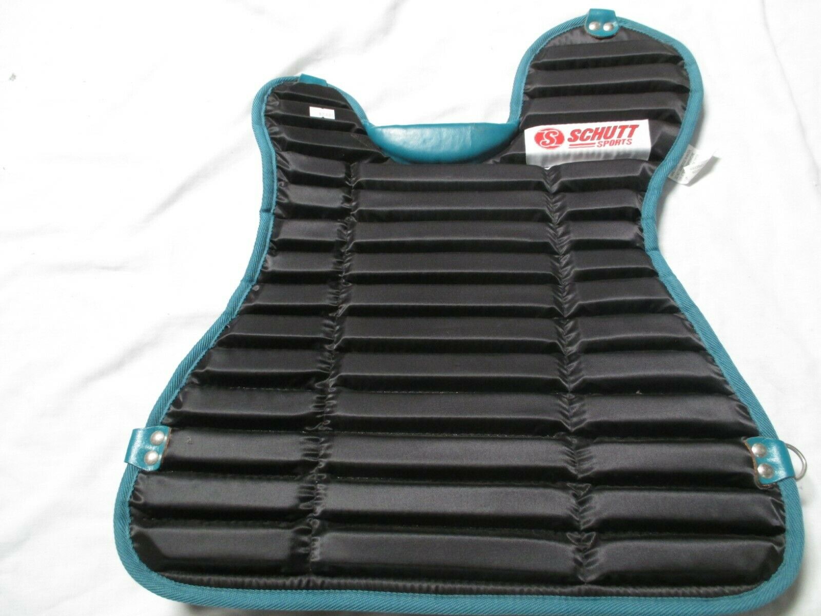 SCHUTTT SCP-IG BASEBALL/ SOFTBALL BLACK/TEAL  CATCHERS CHEST PROTECTOR (15)